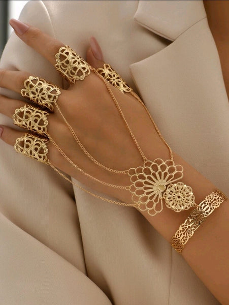 Hollow Out Mittens Bracelet ( Pair ).