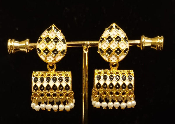 Traditional enamel paint jhumkis.
