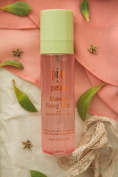 Pixi Beauty - Makeup Fixing Mist, with Rose Water and Green Tea, 2.7 fl oz (80 ml)